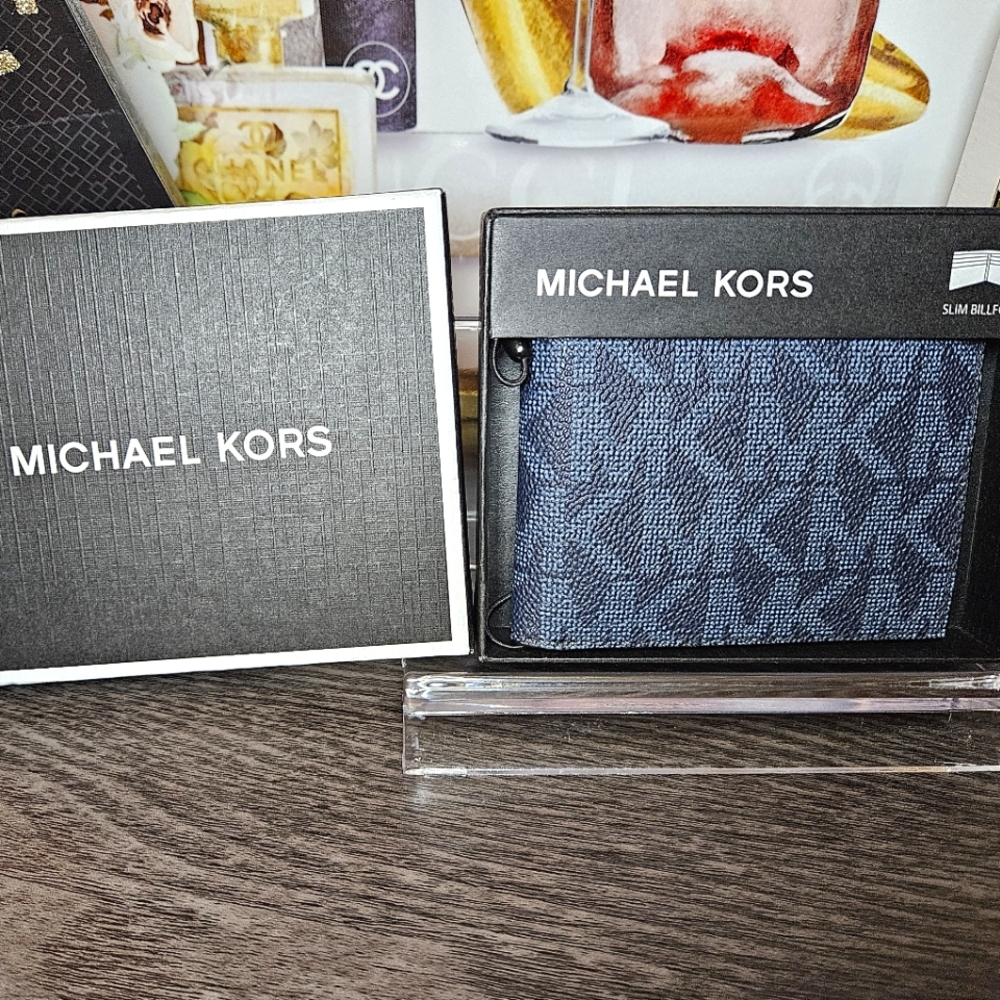 Michael Kors Men's Bifold Wallet